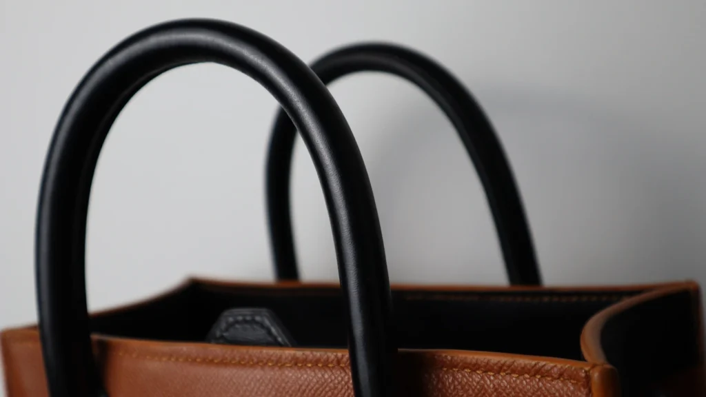 Handcrafted-Leather-Bag-Details